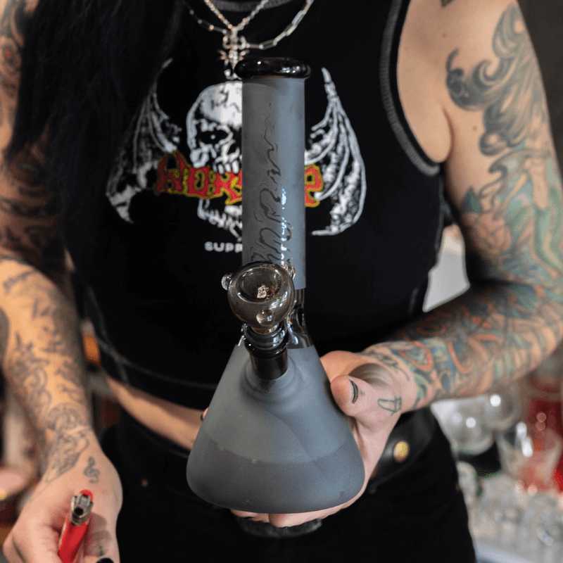 Bud Beaker Bong 25cm - Matte Black-